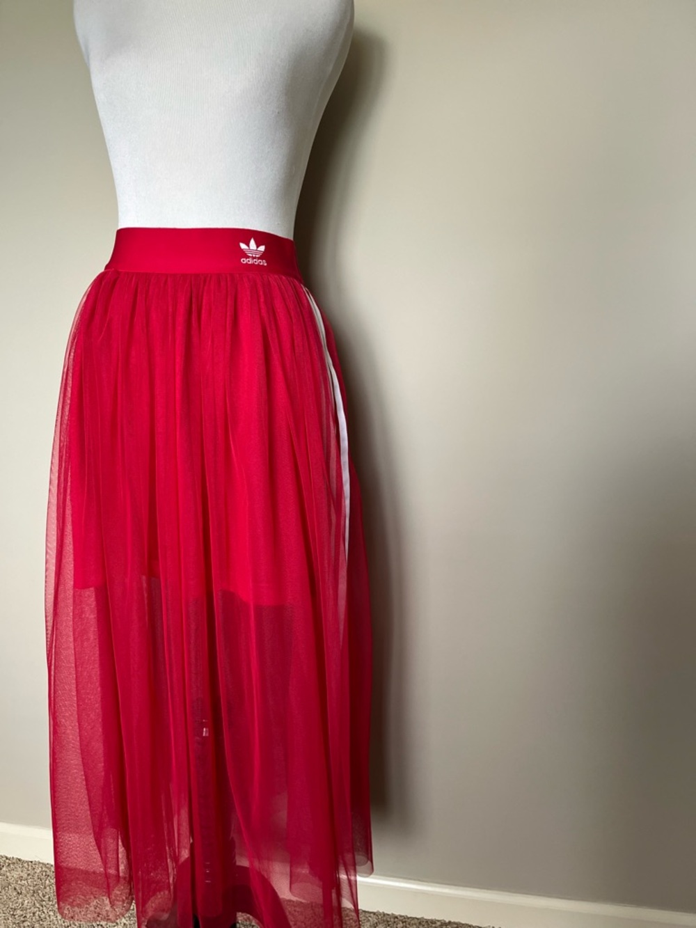 Adidas Women's Red Pleated Tullle Skirt Size Small - Picture 6 of 9